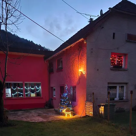 Du Bourguignon, Lorraine