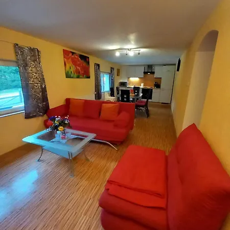 Du Bourguignon, Lorraine Saint-Quirin